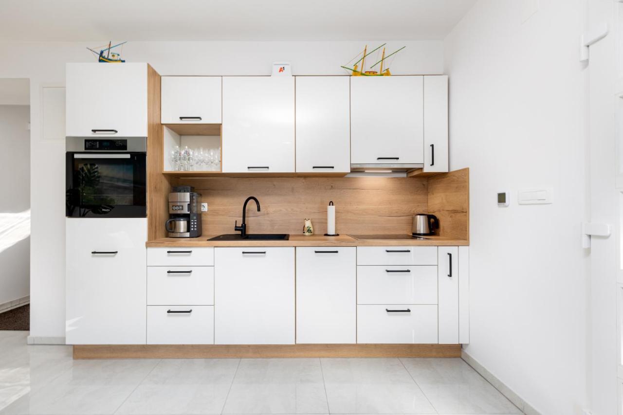 Apartment Kamila 克尔克 外观 照片